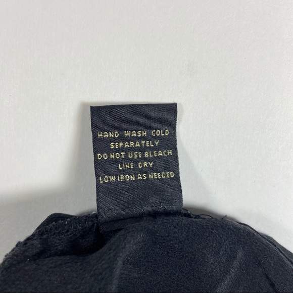 *final price* Vintage! 100% silk! black sleeveless with lace - Picture 8 of 8